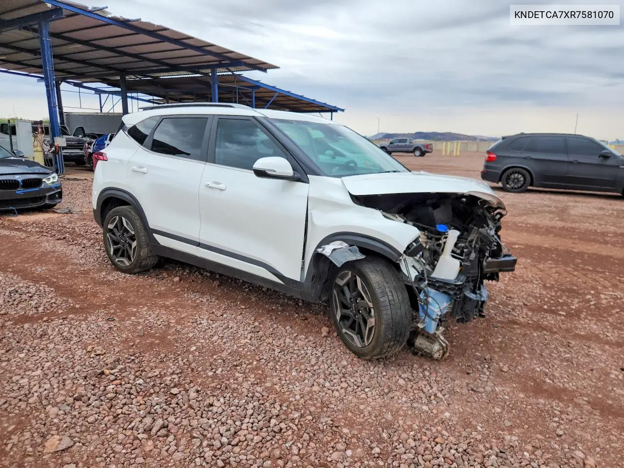 2024 Kia Seltos Sx VIN: KNDETCA7XR7581070 Lot: 61543046