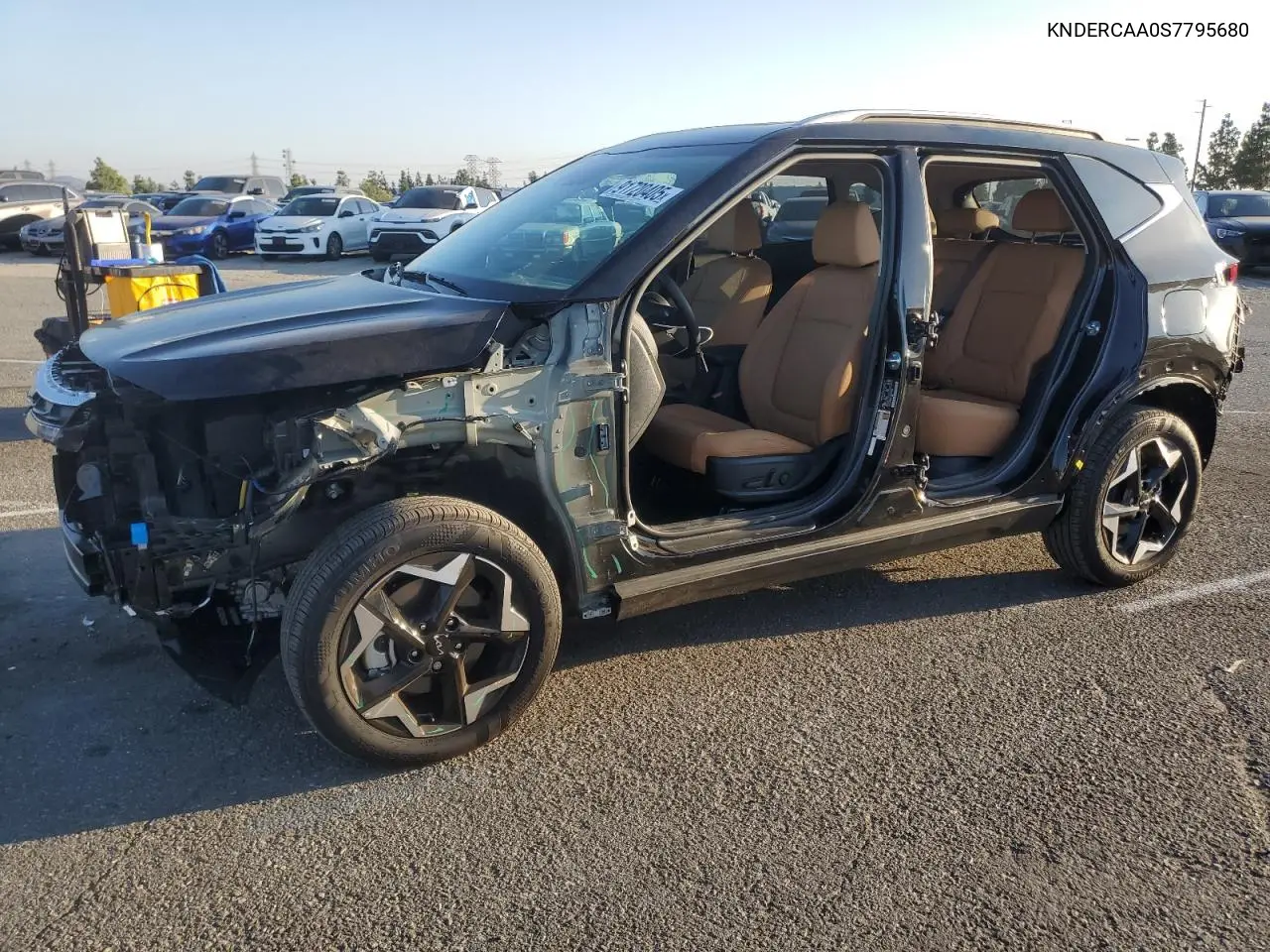 KNDERCAA0S7795680 2025 Kia Seltos Ex