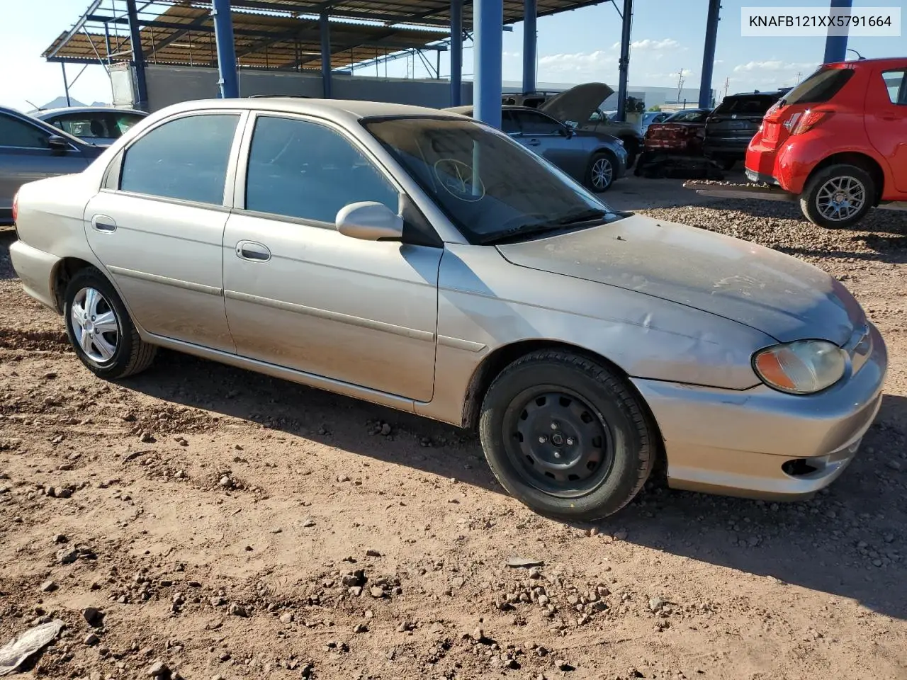 1999 Kia Sephia Base VIN: KNAFB121XX5791664 Lot: 81975375