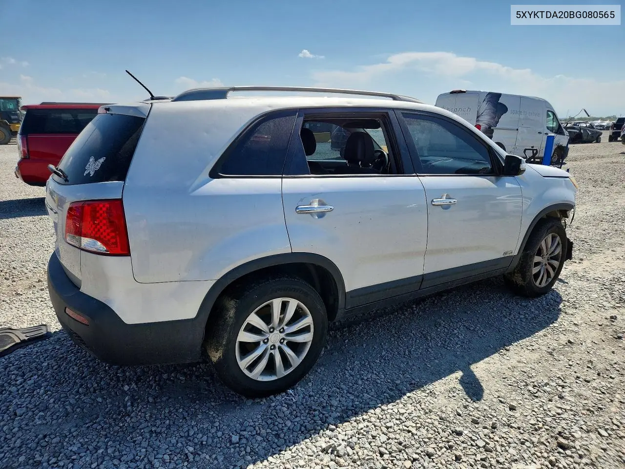 2011 Kia Sorento Lx VIN: 5XYKTDA20BG080565 Lot: 61478466