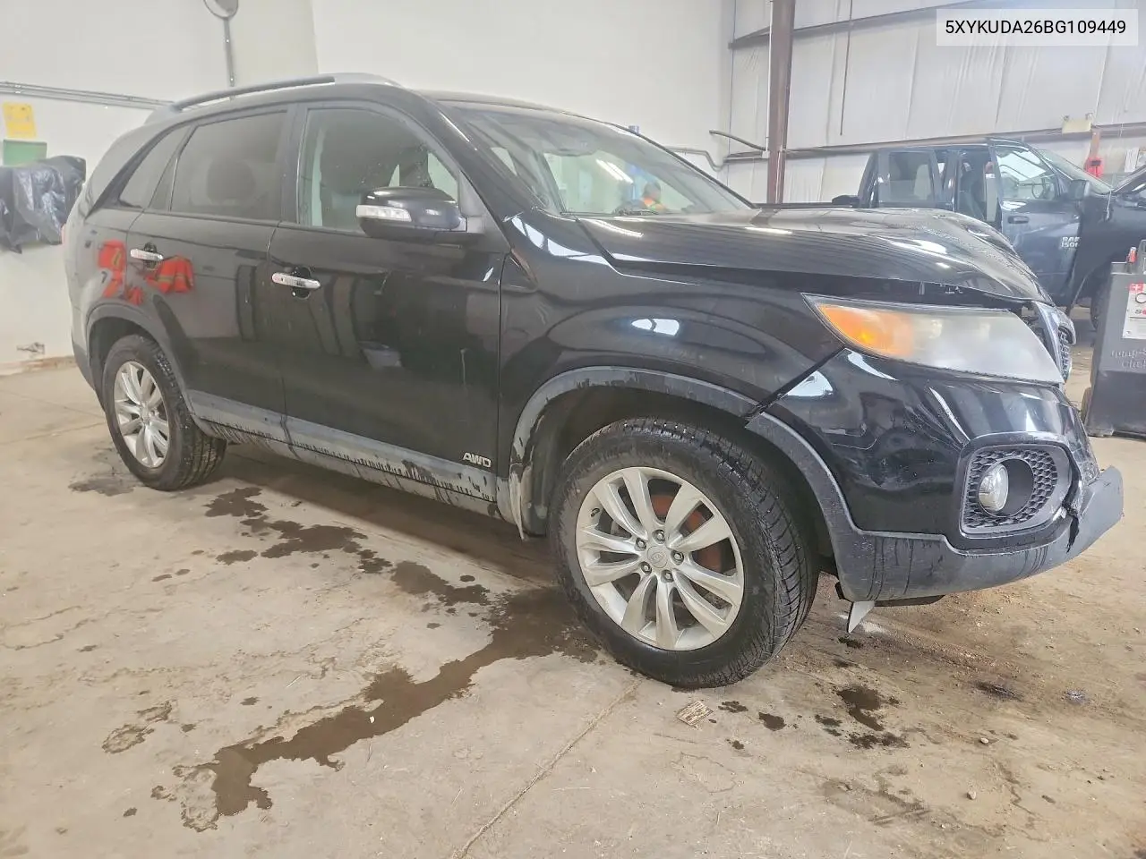 2011 Kia Sorento Ex VIN: 5XYKUDA26BG109449 Lot: 61812116
