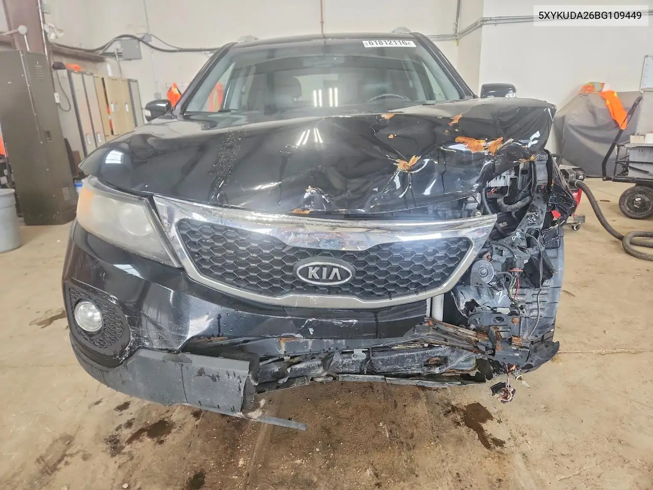 2011 Kia Sorento Ex VIN: 5XYKUDA26BG109449 Lot: 61812116