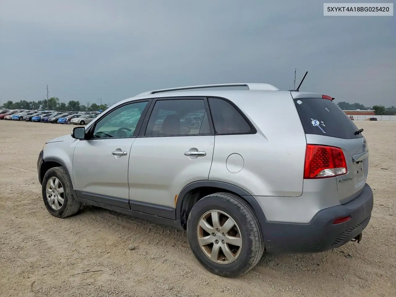 2011 Kia Sorento Lx VIN: 5XYKT4A18BG025420 Lot: 61928576