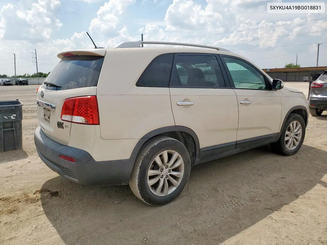 5XYKU4A19BG018831 2011 Kia Sorento Ex