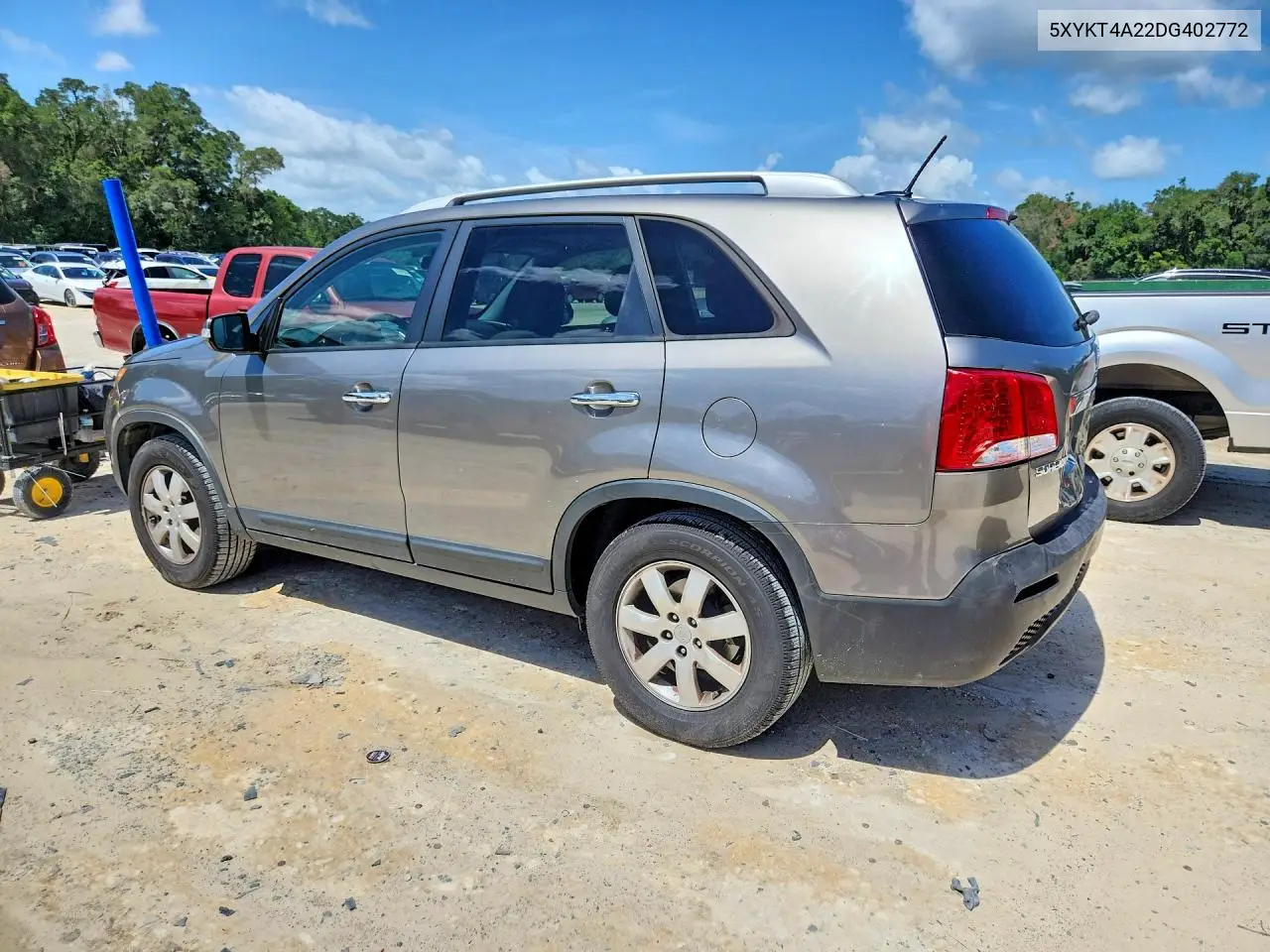 2013 Kia Sorento Lx VIN: 5XYKT4A22DG402772 Lot: 61008176