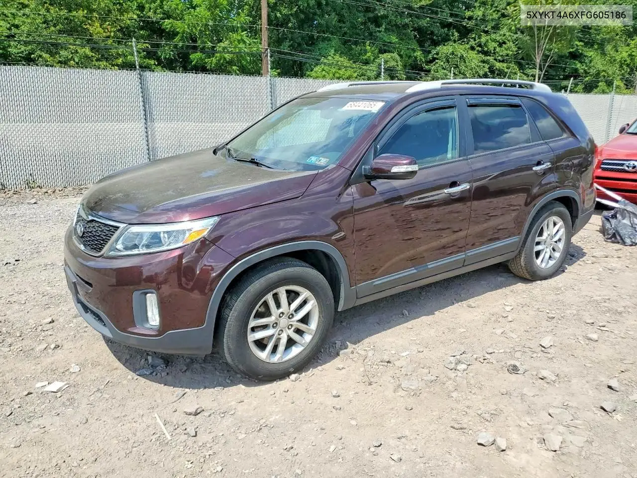 5XYKT4A6XFG605186 2015 Kia Sorento Lx