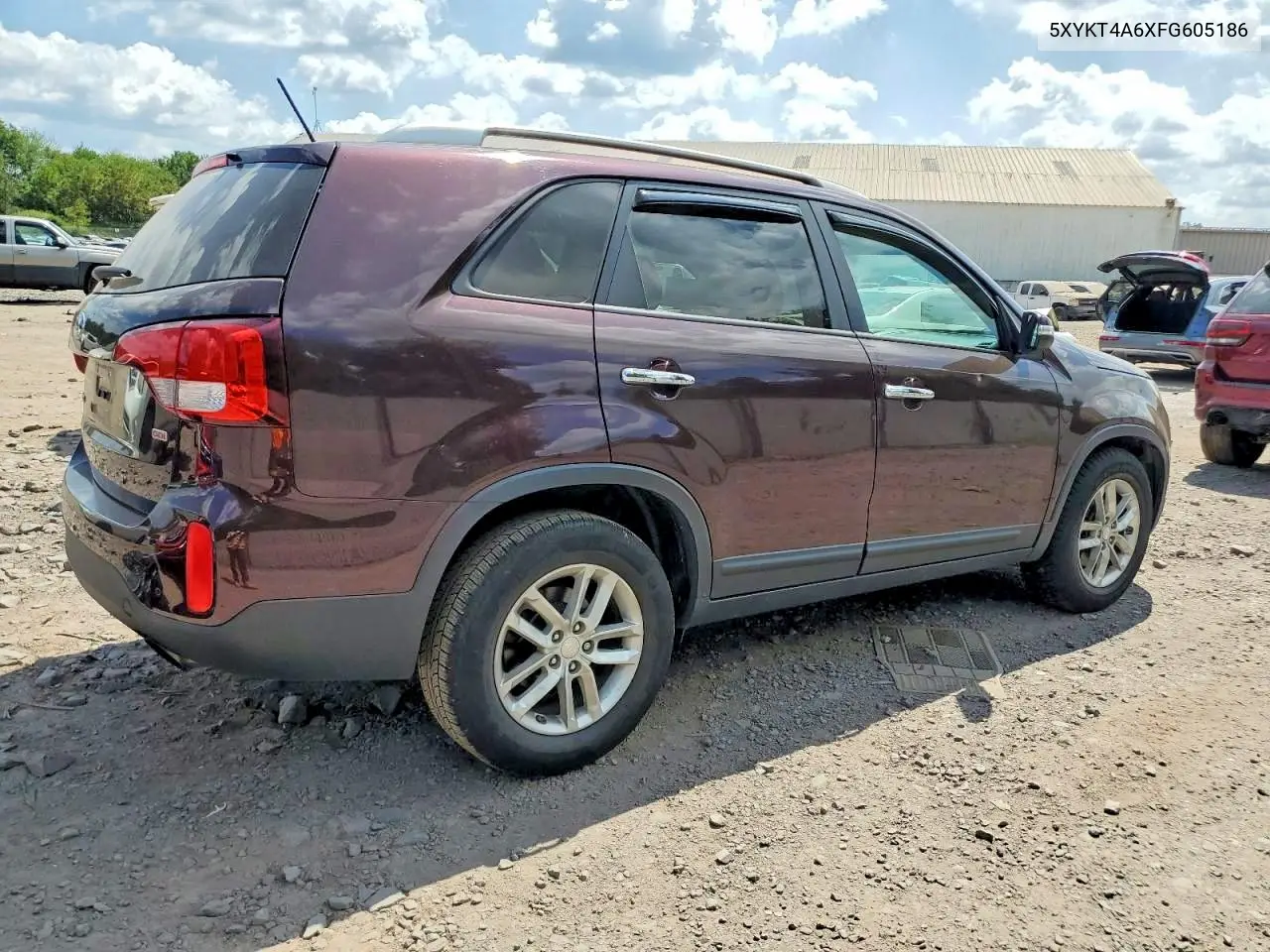5XYKT4A6XFG605186 2015 Kia Sorento Lx