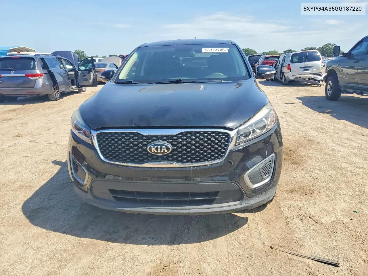 2016 Kia Sorento L VIN: 5XYPG4A35GG187220 Lot: 61173706