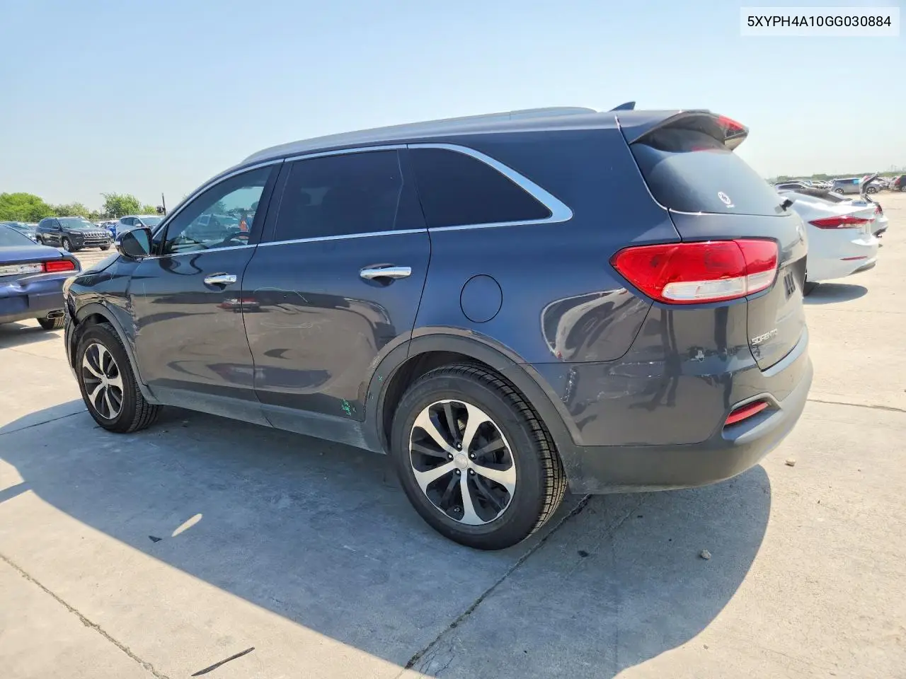 2016 Kia Sorento Ex VIN: 5XYPH4A10GG030884 Lot: 61927206
