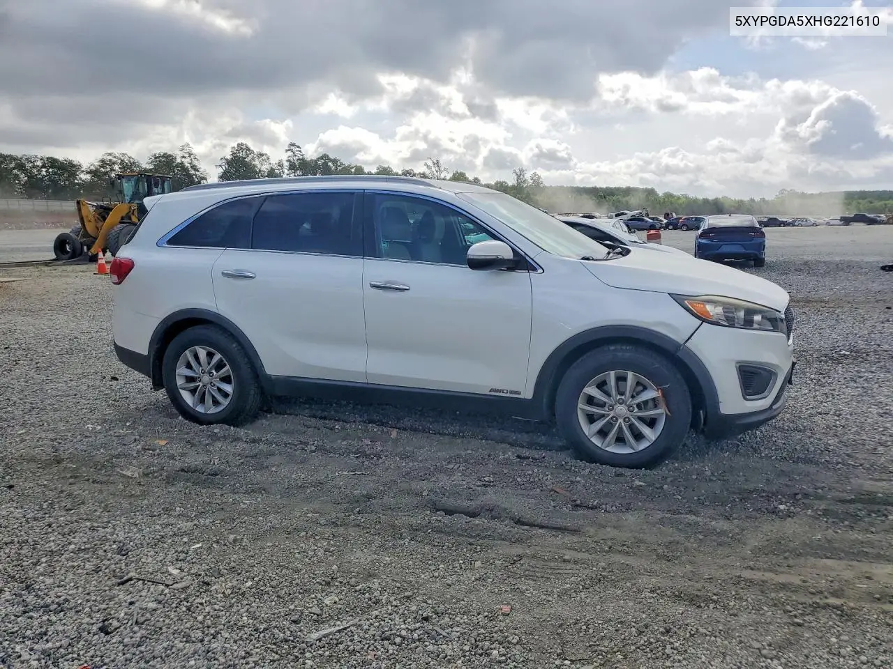 2017 Kia Sorento Lx V6 VIN: 5XYPGDA5XHG221610 Lot: 62020086