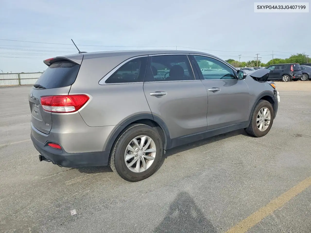 2018 Kia Sorento L VIN: 5XYPG4A33JG407199 Lot: 57268406
