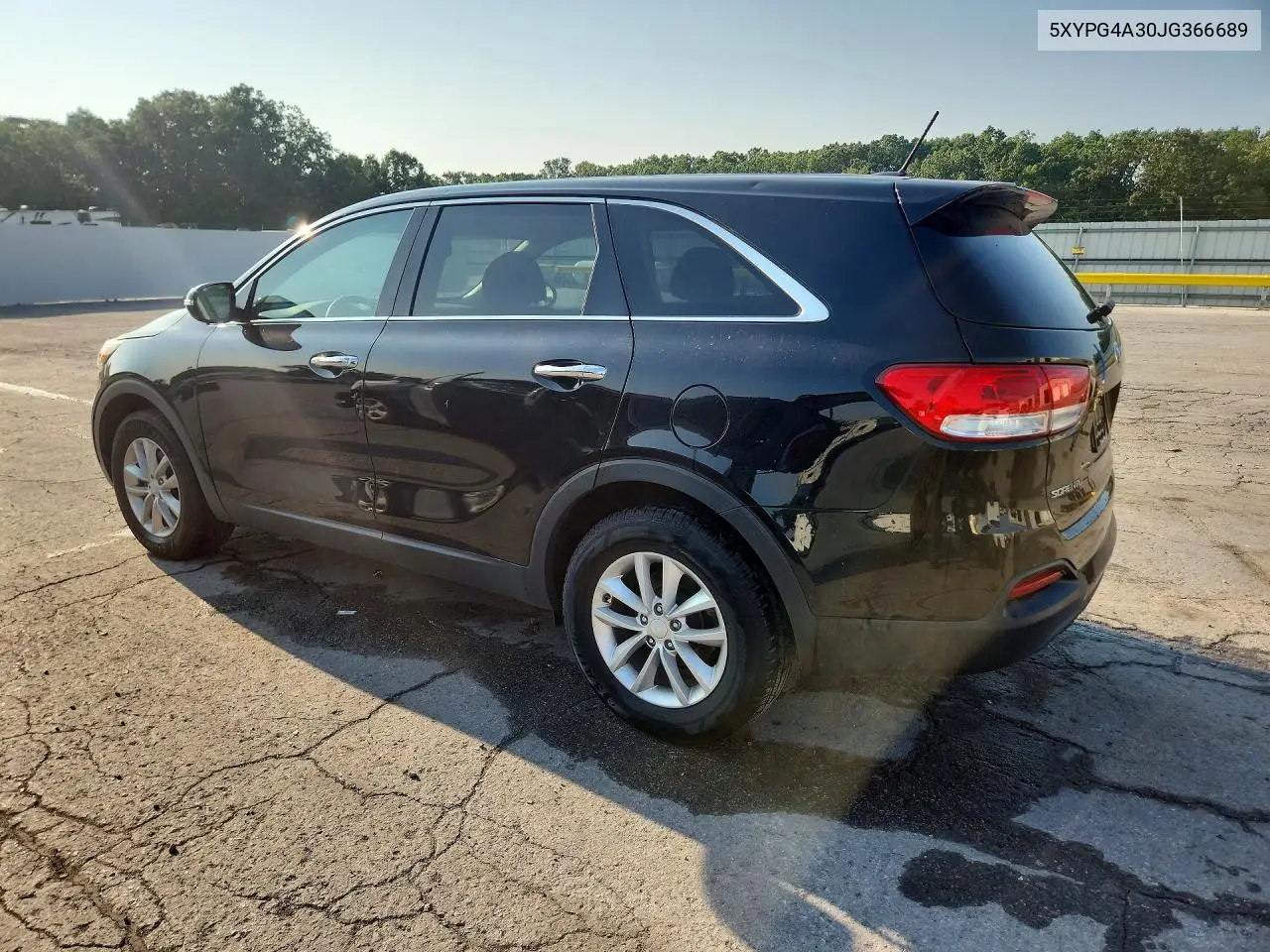 2018 Kia Sorento L VIN: 5XYPG4A30JG366689 Lot: 62116456