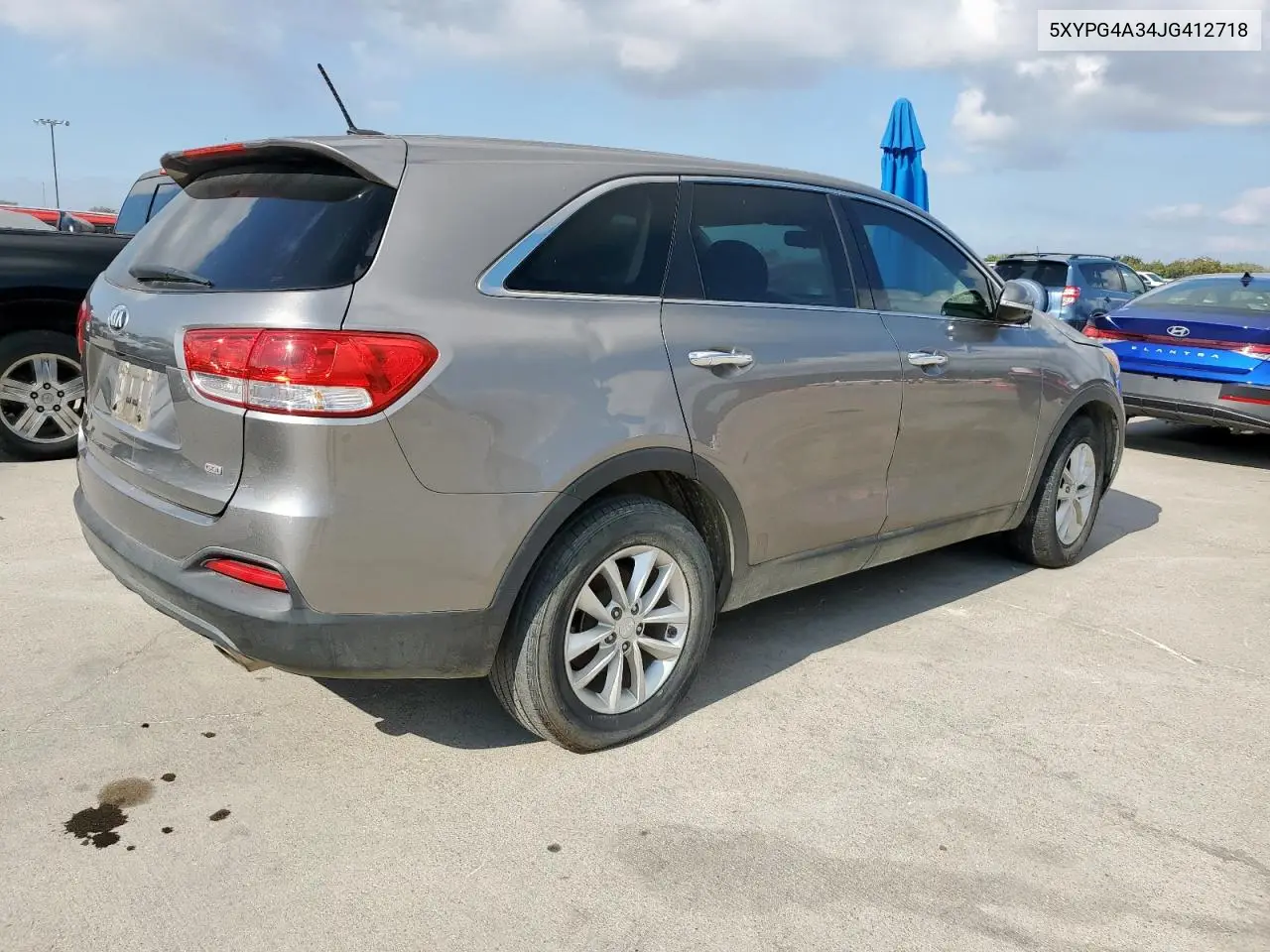 5XYPG4A34JG412718 2018 Kia Sorento Lx