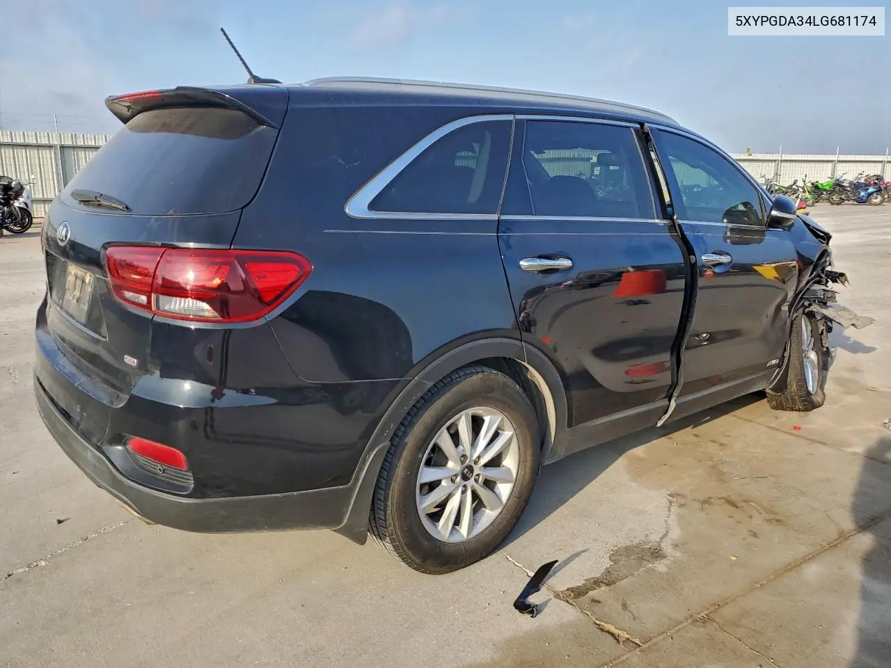 5XYPGDA34LG681174 2020 Kia Sorento L
