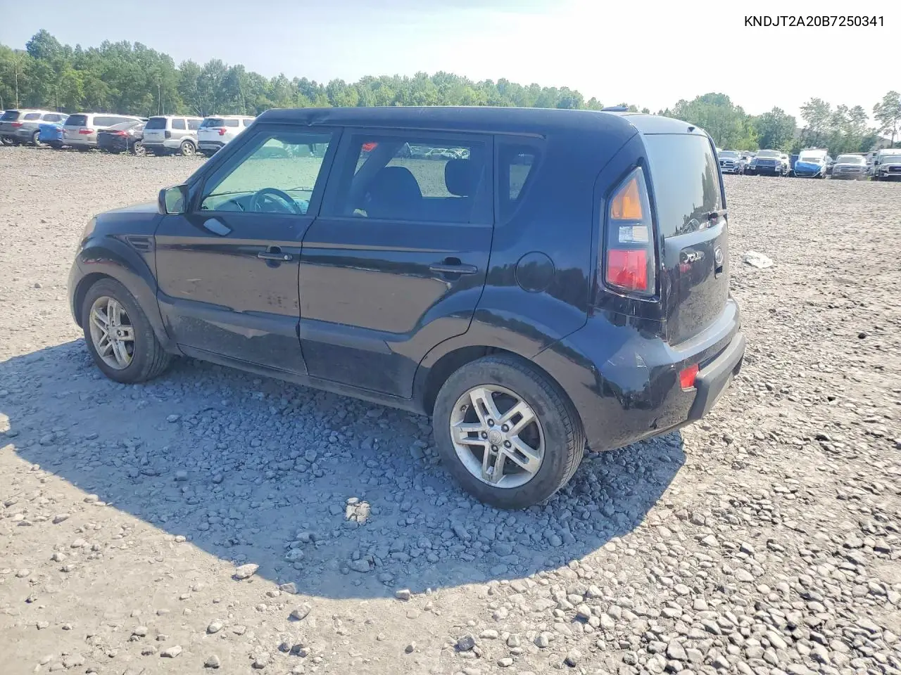 2011 Kia Soul + VIN: KNDJT2A20B7250341 Lot: 61123156