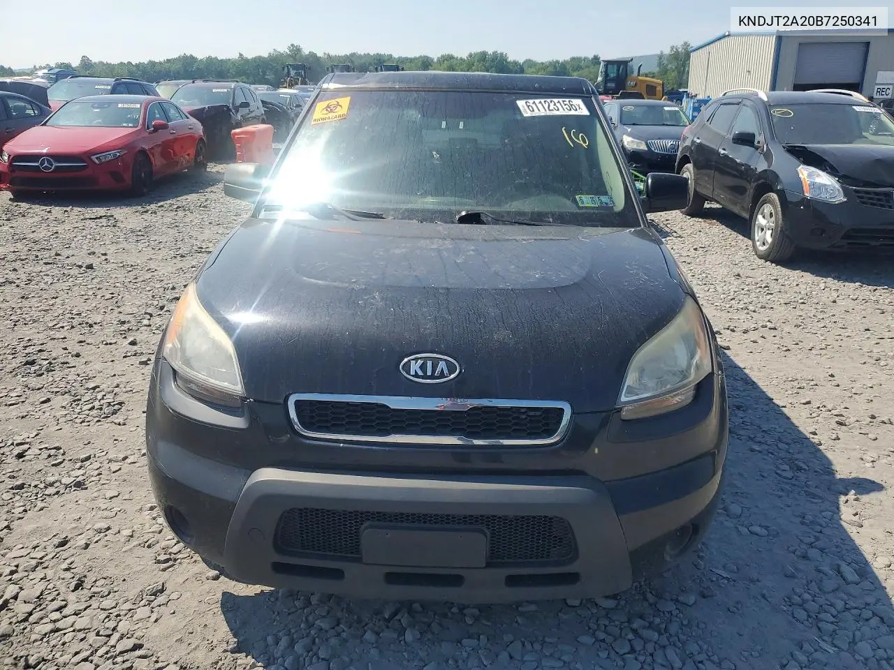 2011 Kia Soul + VIN: KNDJT2A20B7250341 Lot: 61123156