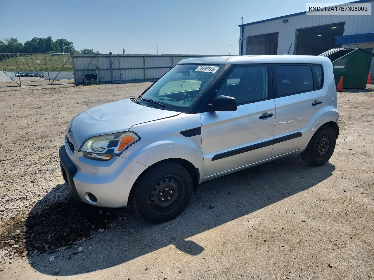 2011 Kia Soul Base VIN: KNDJT2A17B7308002 Lot: 61410176