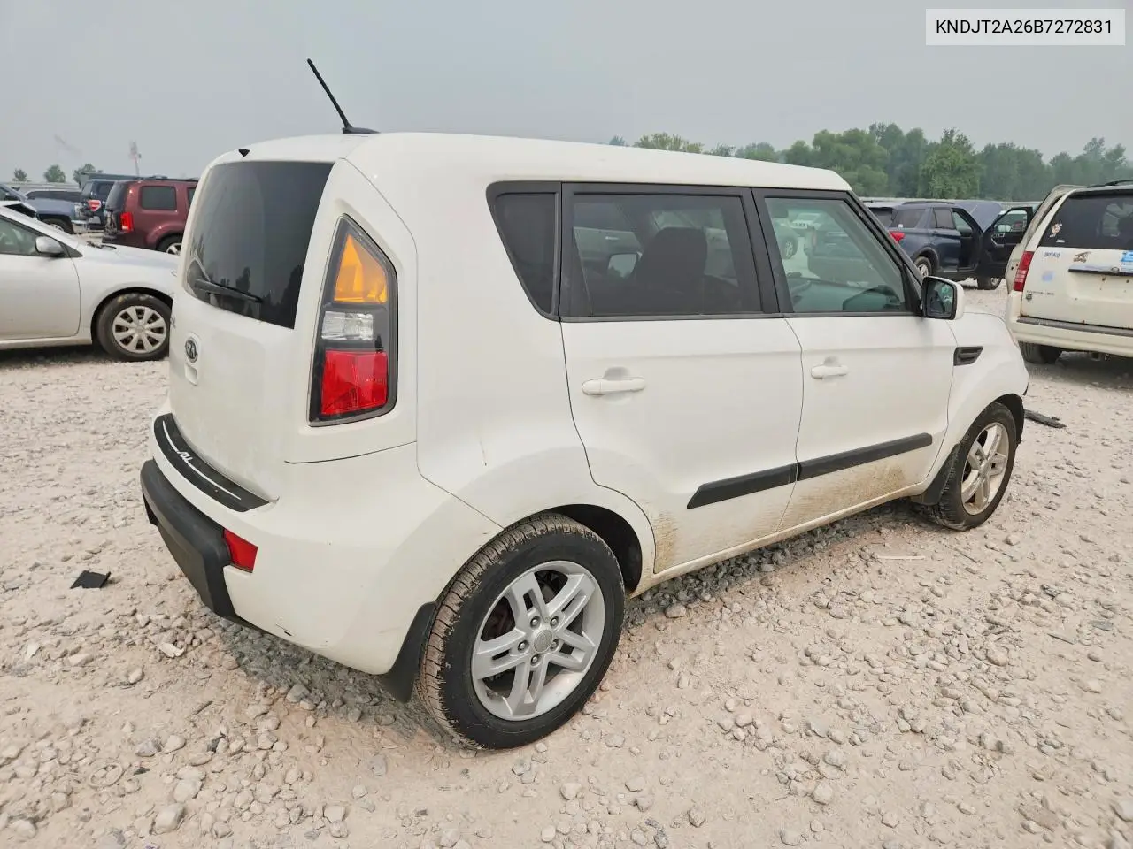 2011 Kia Soul + VIN: KNDJT2A26B7272831 Lot: 61566066