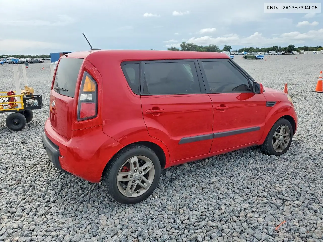 2011 Kia Soul + VIN: KNDJT2A23B7304005 Lot: 61765736