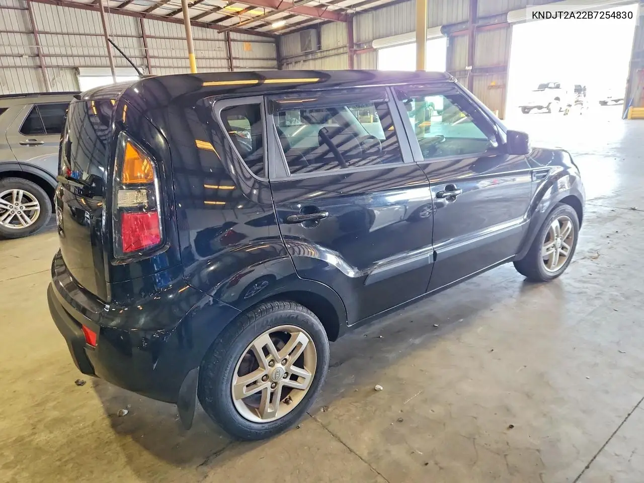 2011 Kia Soul + VIN: KNDJT2A22B7254830 Lot: 61872136