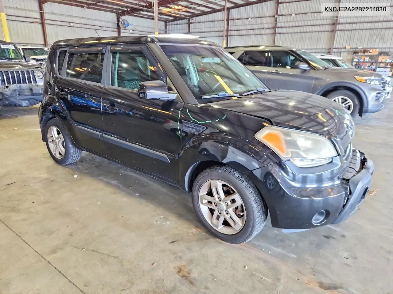 2011 Kia Soul + VIN: KNDJT2A22B7254830 Lot: 61872136