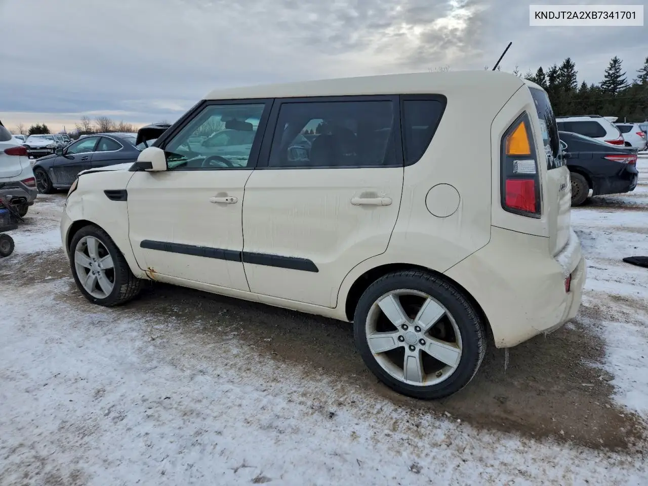 KNDJT2A2XB7341701 2011 Kia Soul +