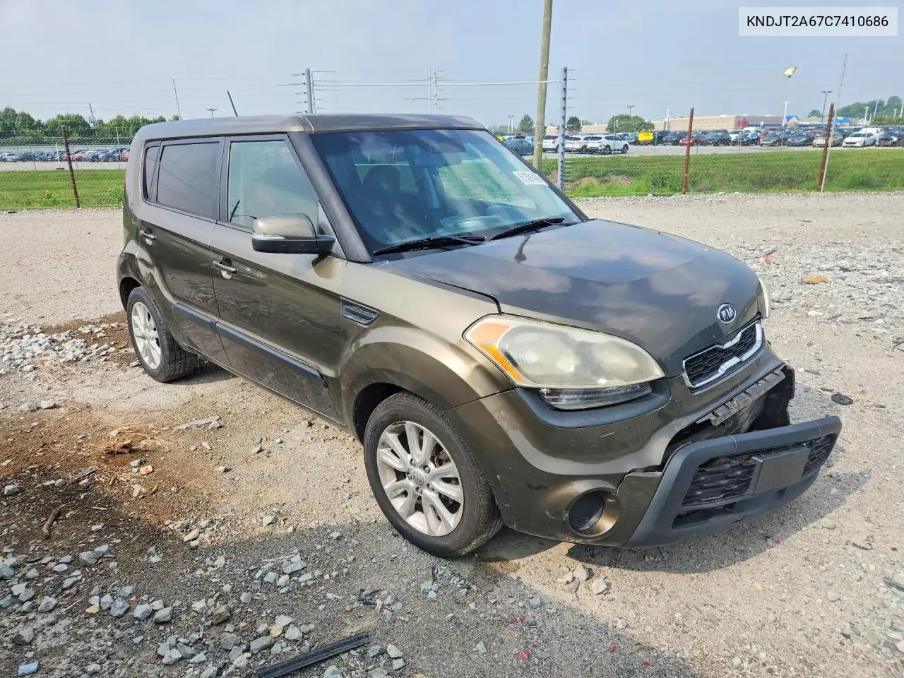 2012 Kia Soul + VIN: KNDJT2A67C7410686 Lot: 61591426