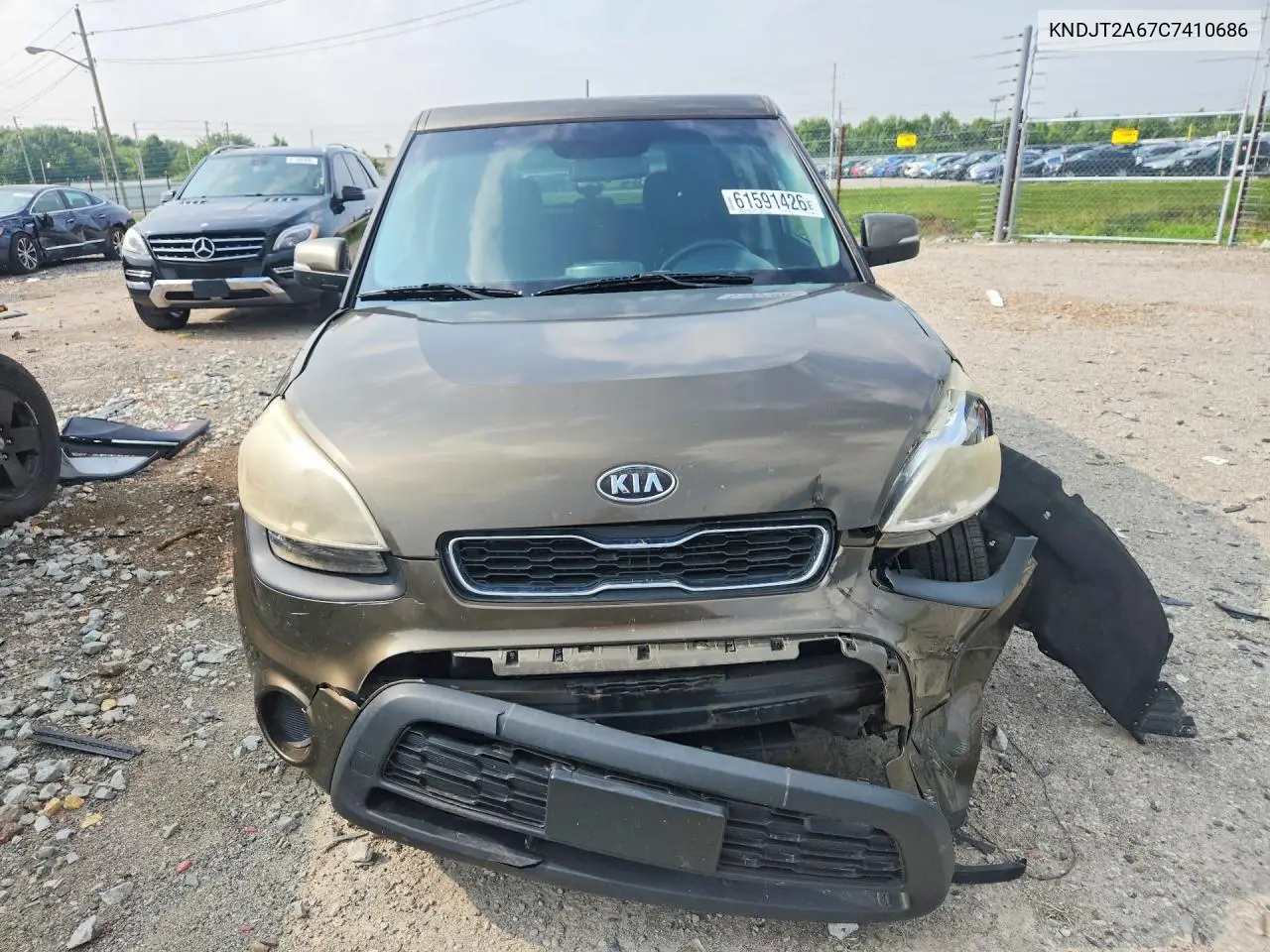 2012 Kia Soul + VIN: KNDJT2A67C7410686 Lot: 61591426