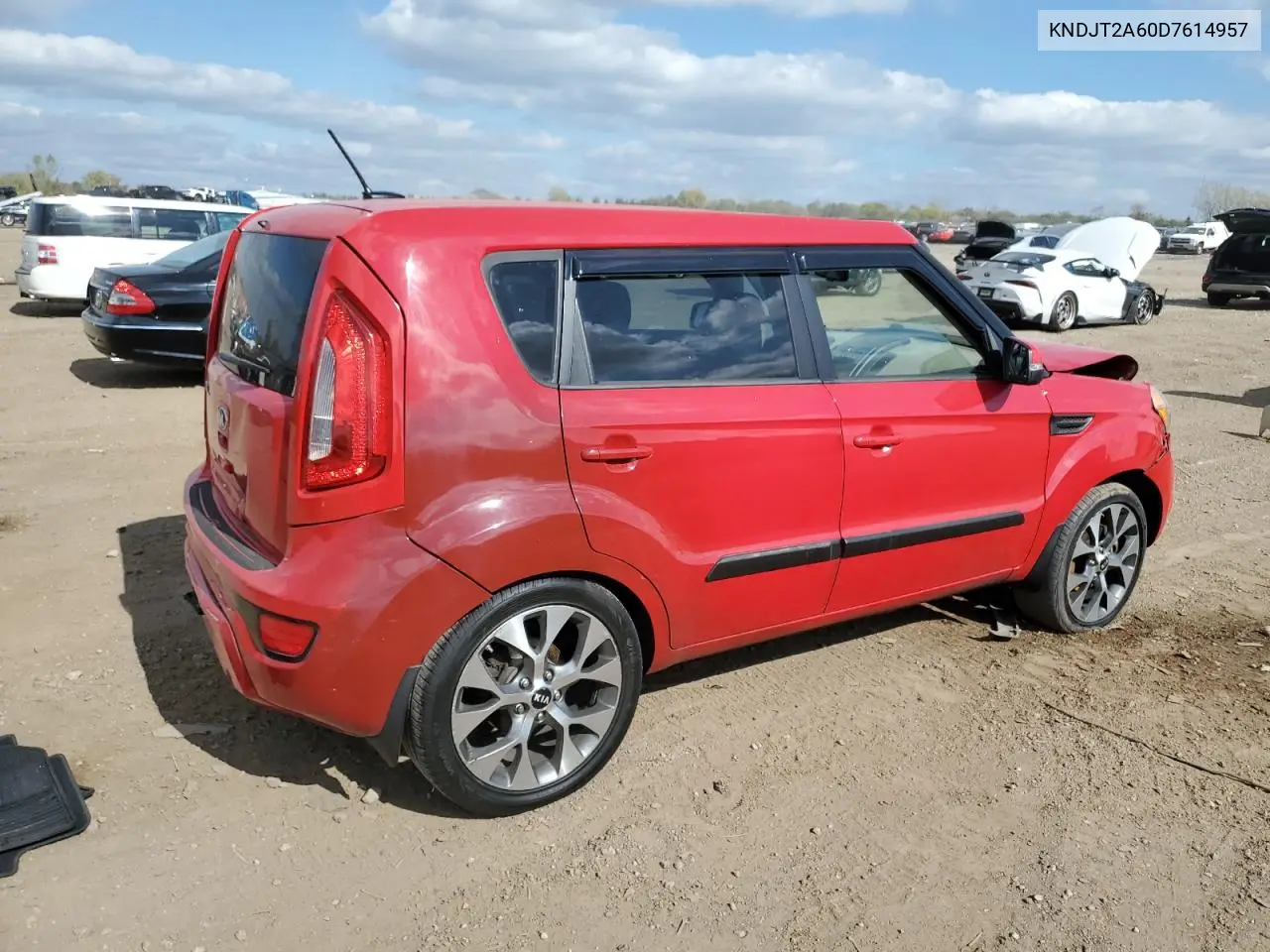 KNDJT2A60D7614957 2013 Kia Soul +