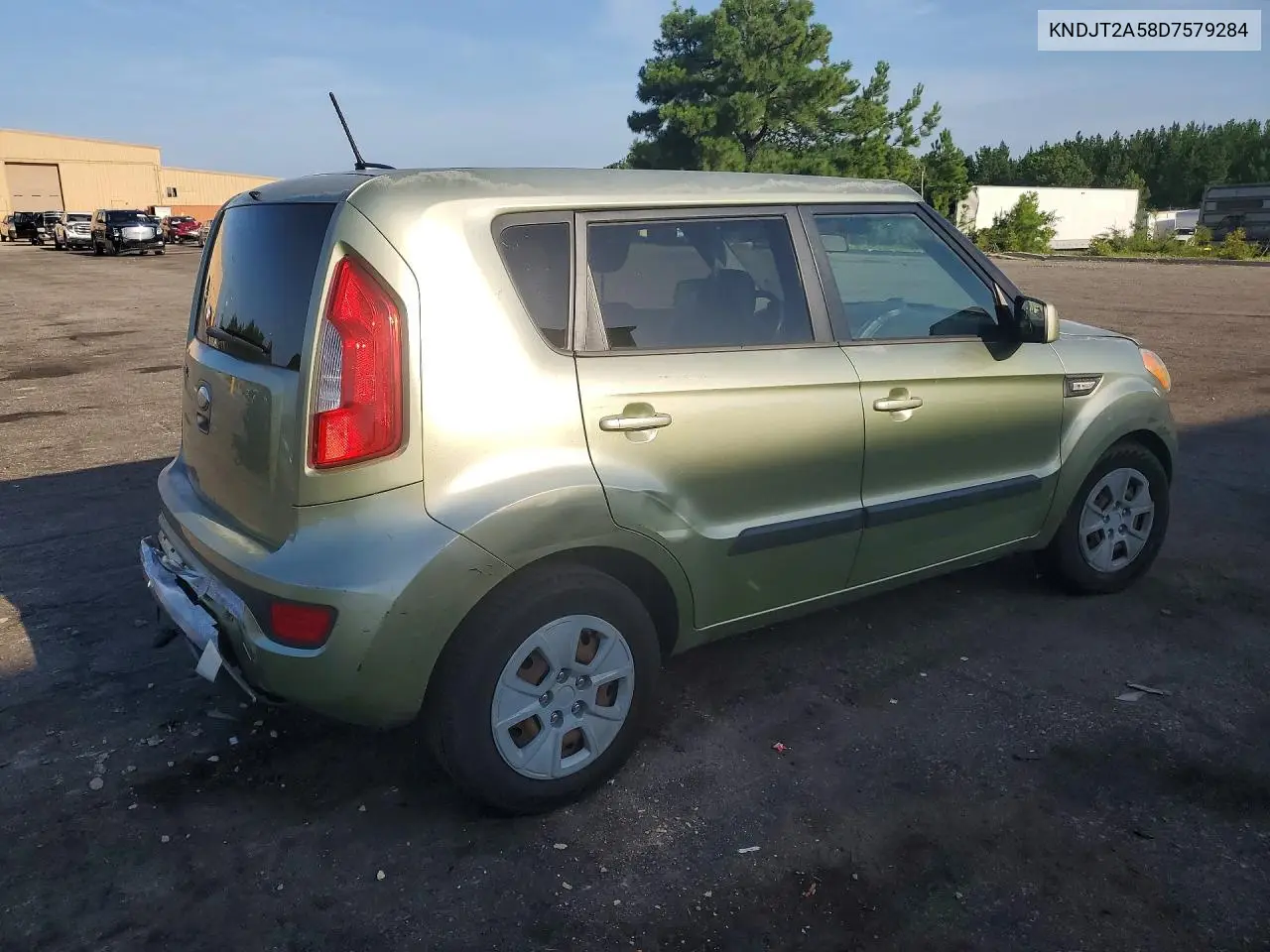 2013 Kia Soul Base VIN: KNDJT2A58D7579284 Lot: 61014736