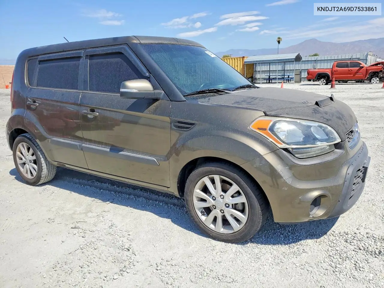 2013 Kia Soul + VIN: KNDJT2A69D7533861 Lot: 61446706