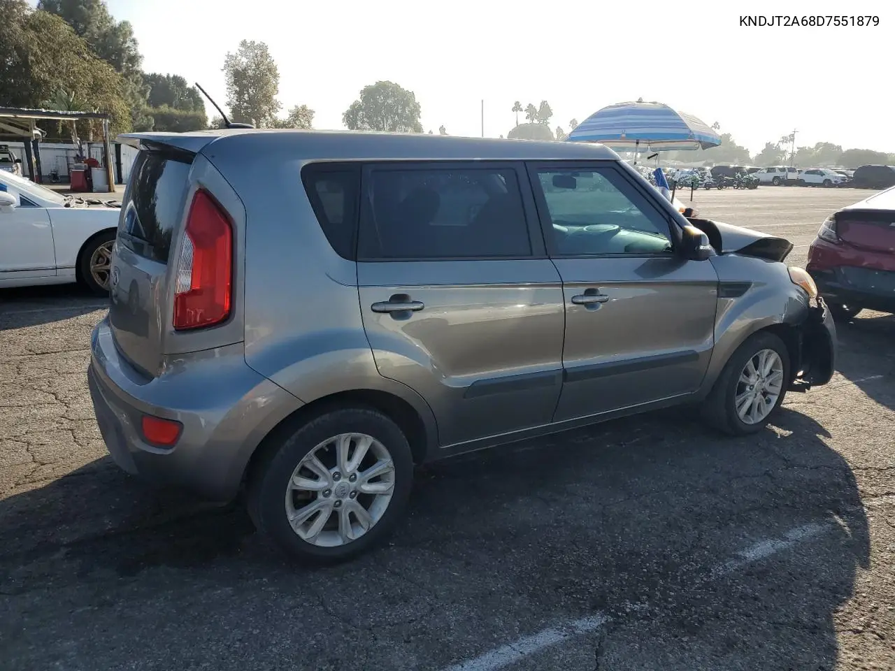 KNDJT2A68D7551879 2013 Kia Soul +