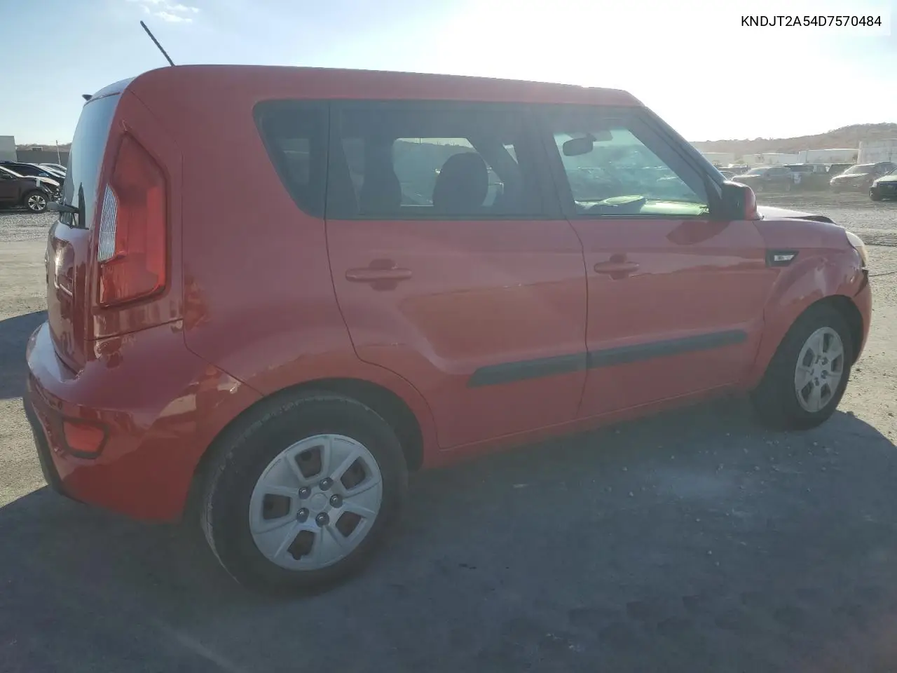 KNDJT2A54D7570484 2013 Kia Soul Base