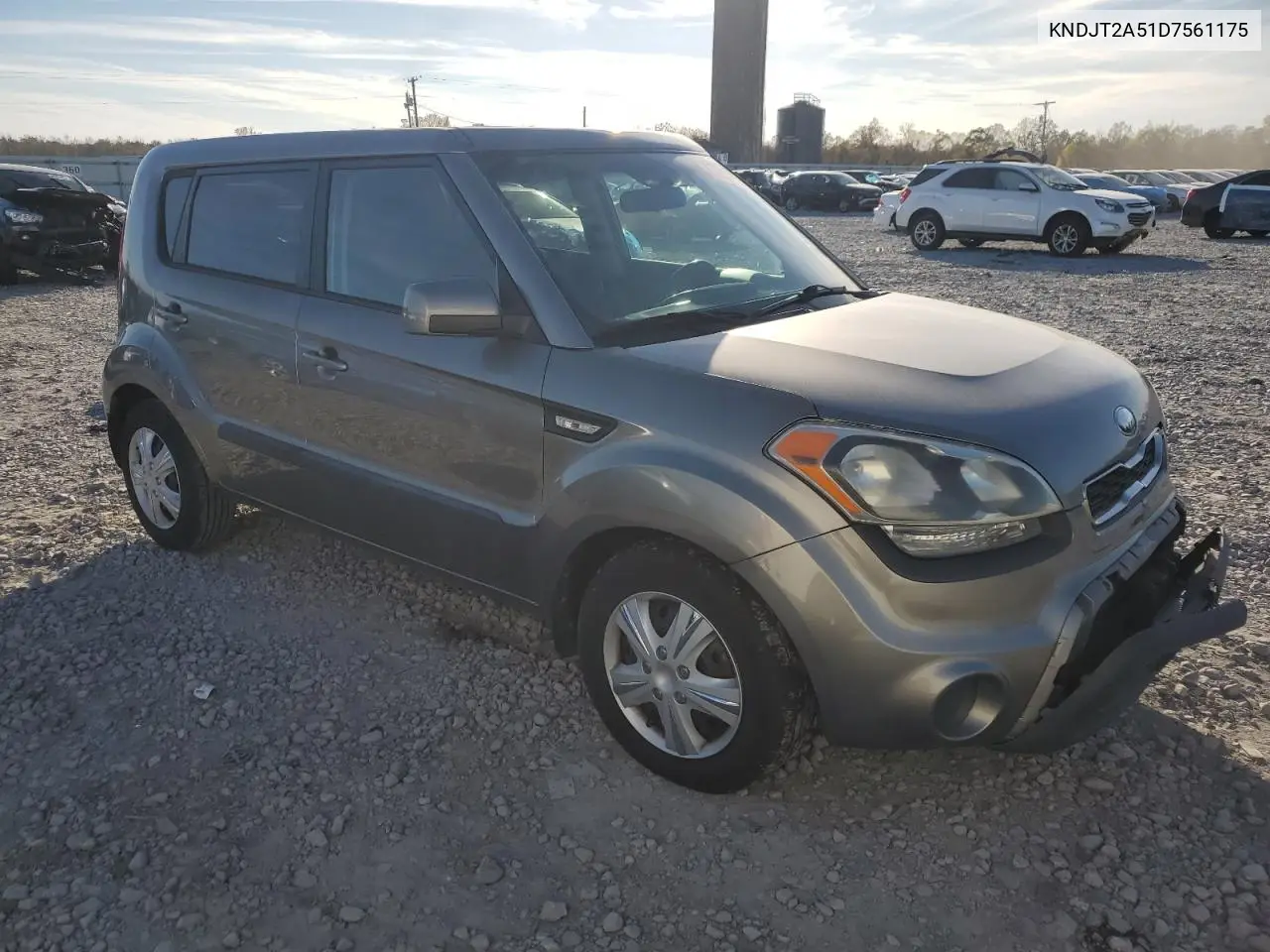 KNDJT2A51D7561175 2013 Kia Soul
