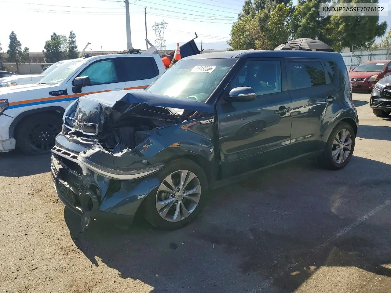 2014 Kia Soul + VIN: KNDJP3A59E7076102 Lot: 61813056