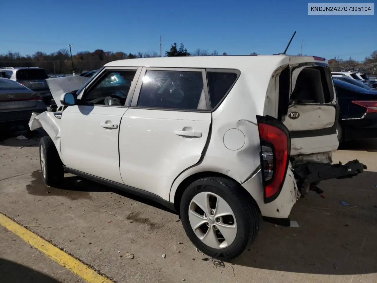 KNDJN2A27G7395104 2016 Kia Soul