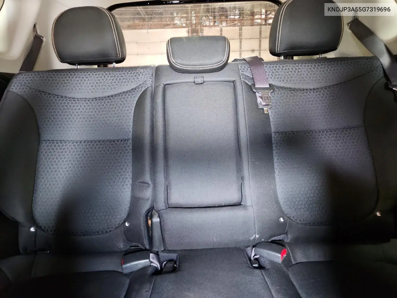 2016 Kia Soul + VIN: KNDJP3A55G7319696 Lot: 60815156