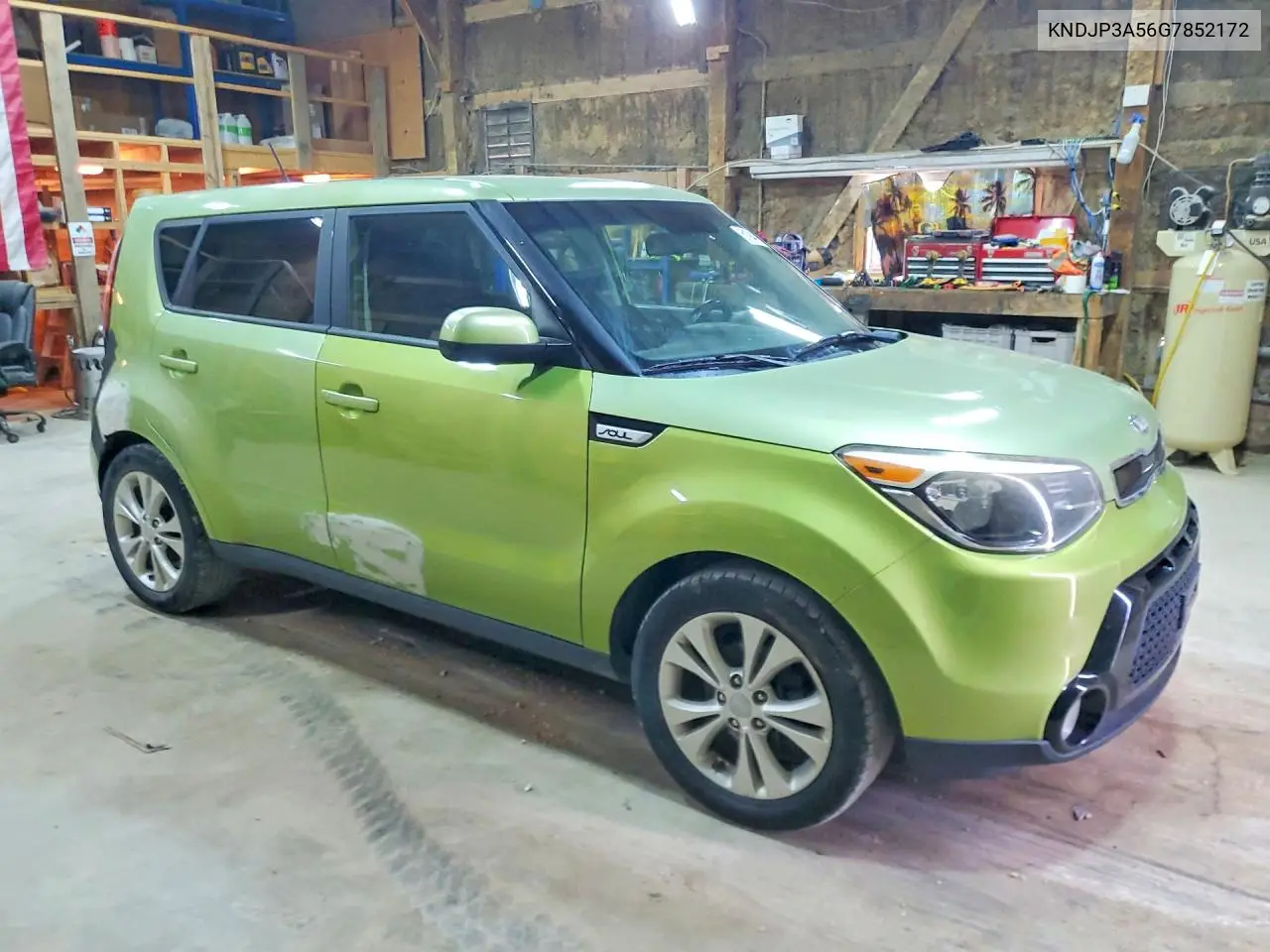 2016 Kia Soul + VIN: KNDJP3A56G7852172 Lot: 61944736