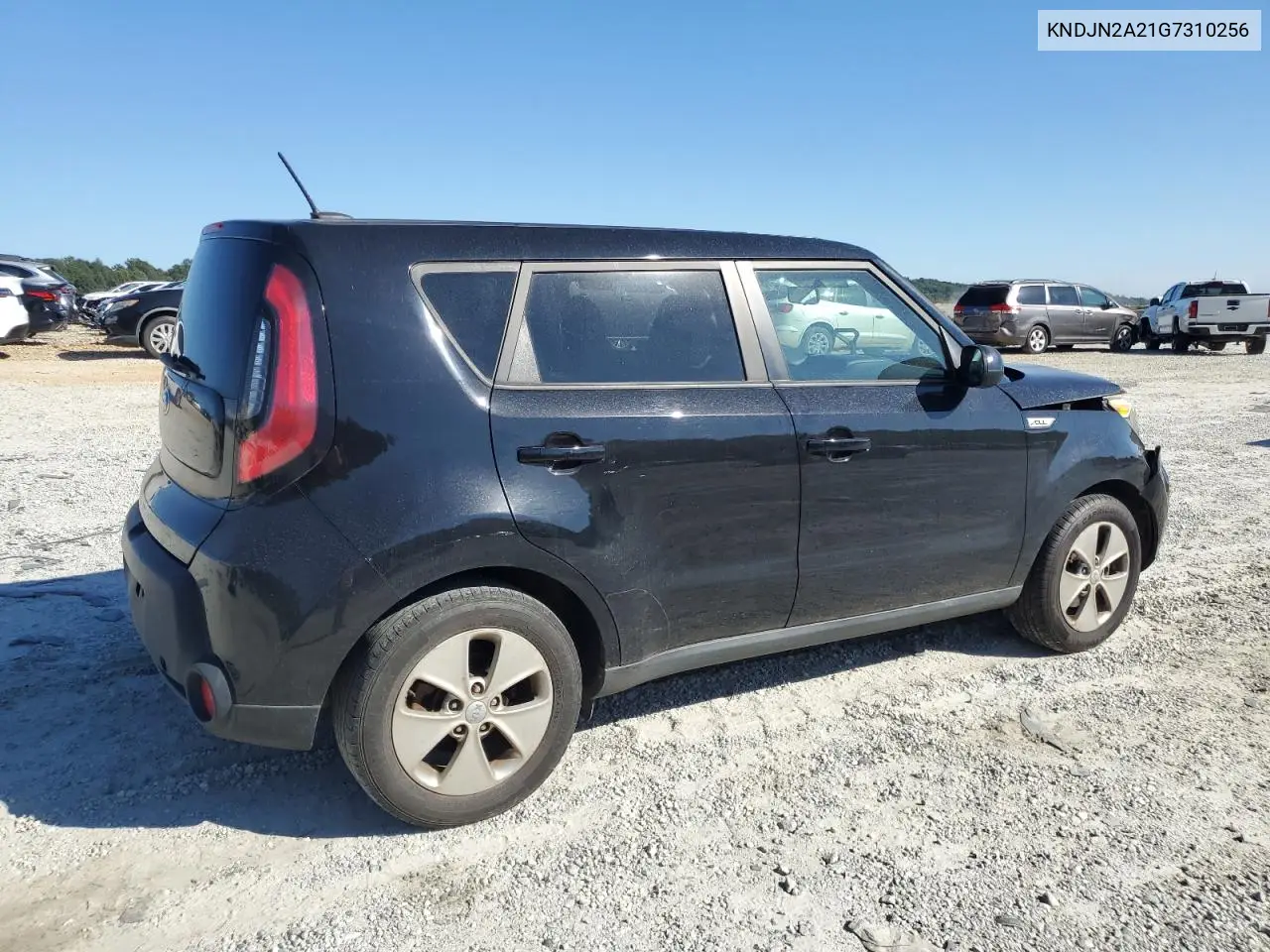 KNDJN2A21G7310256 2016 Kia Soul