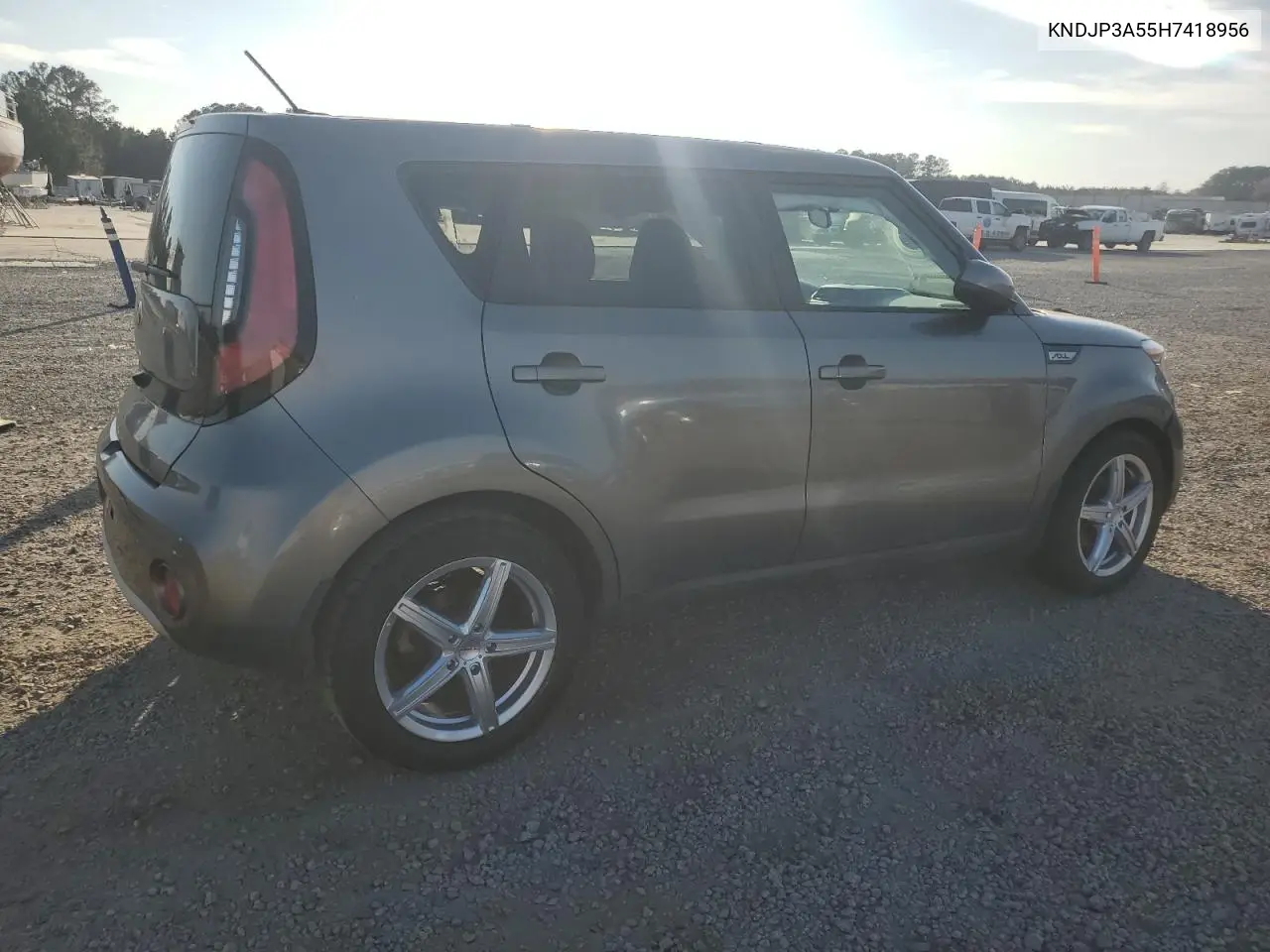 KNDJP3A55H7418956 2017 Kia Soul +