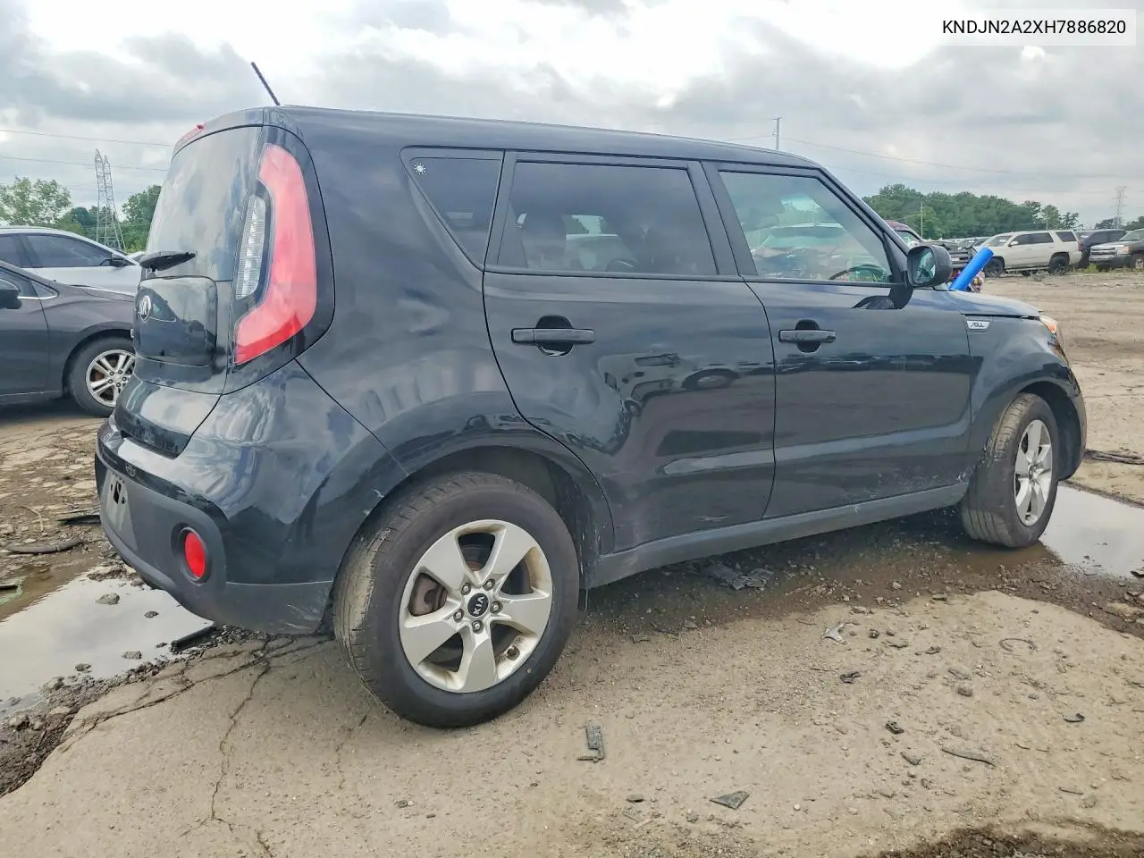 2017 Kia Soul Base VIN: KNDJN2A2XH7886820 Lot: 56645926