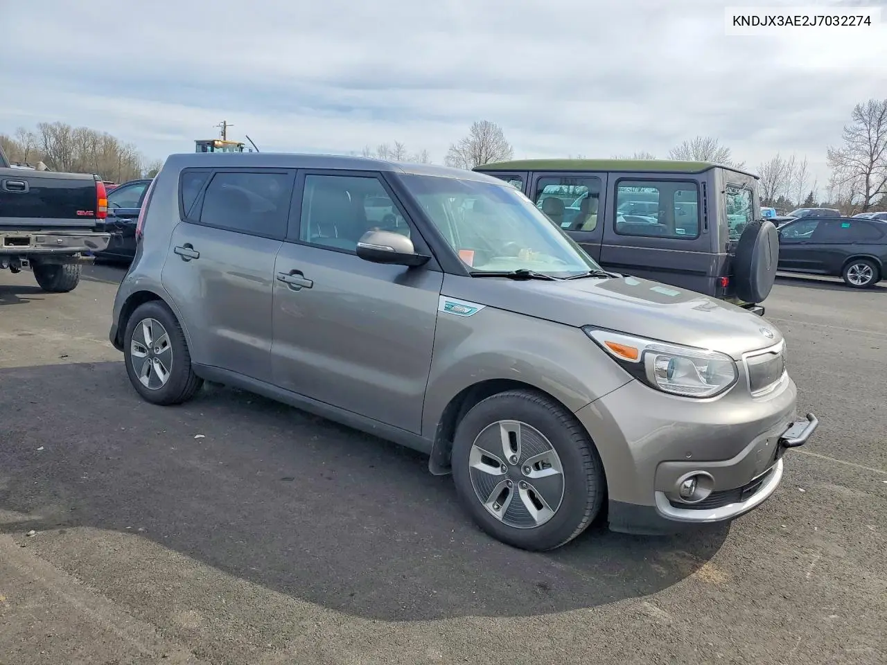 2018 Kia Soul Ev + VIN: KNDJX3AE2J7032274 Lot: 46484936
