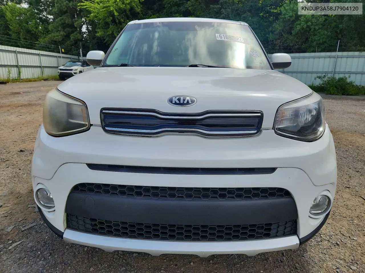 2018 Kia Soul + VIN: KNDJP3A58J7904120 Lot: 61693226