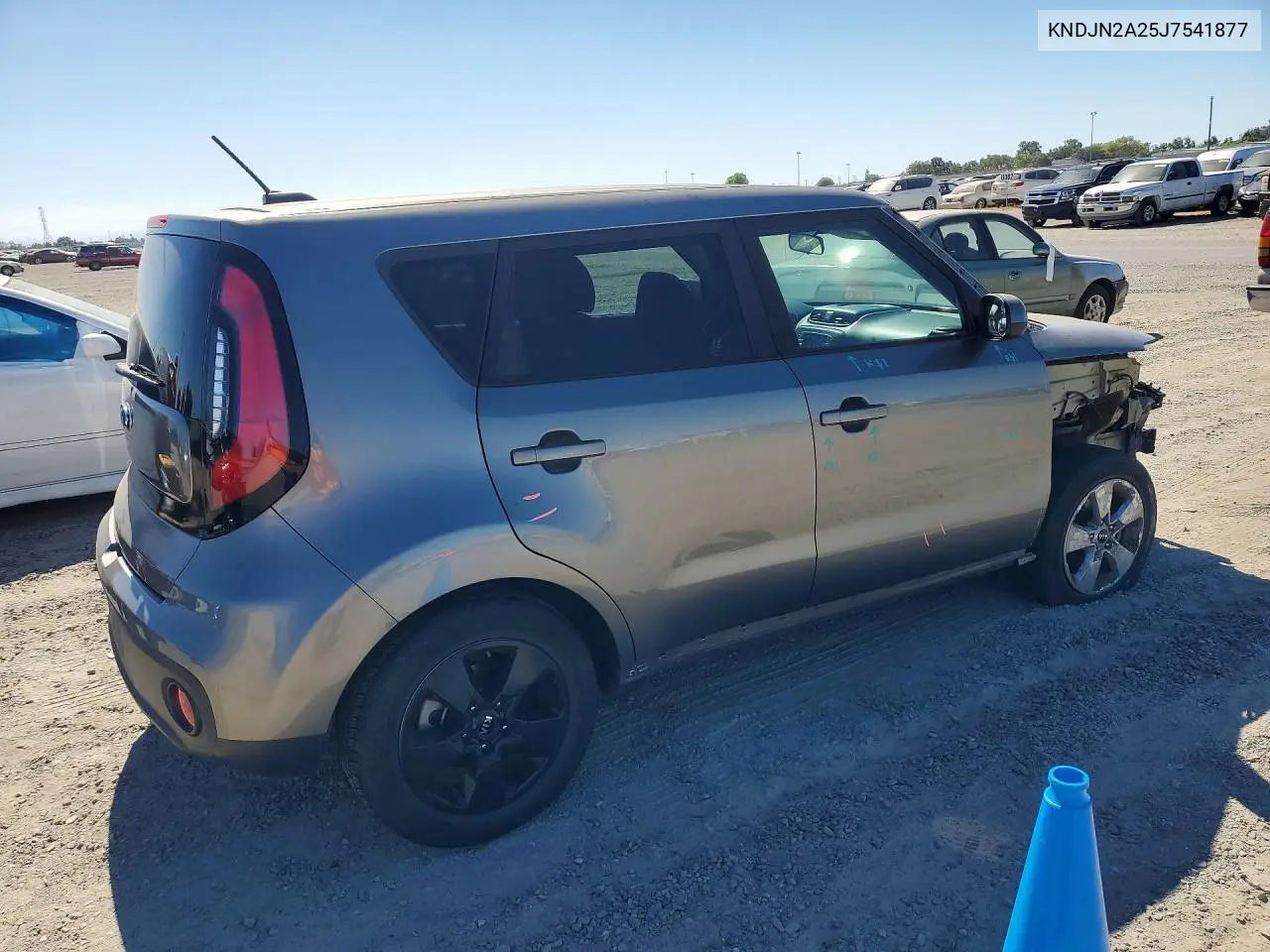 2018 Kia Soul Base VIN: KNDJN2A25J7541877 Lot: 61914556