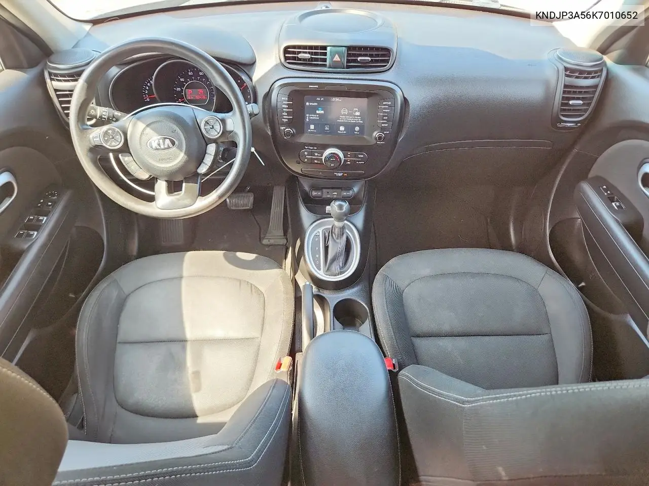 2019 Kia Soul + VIN: KNDJP3A56K7010652 Lot: 61003136