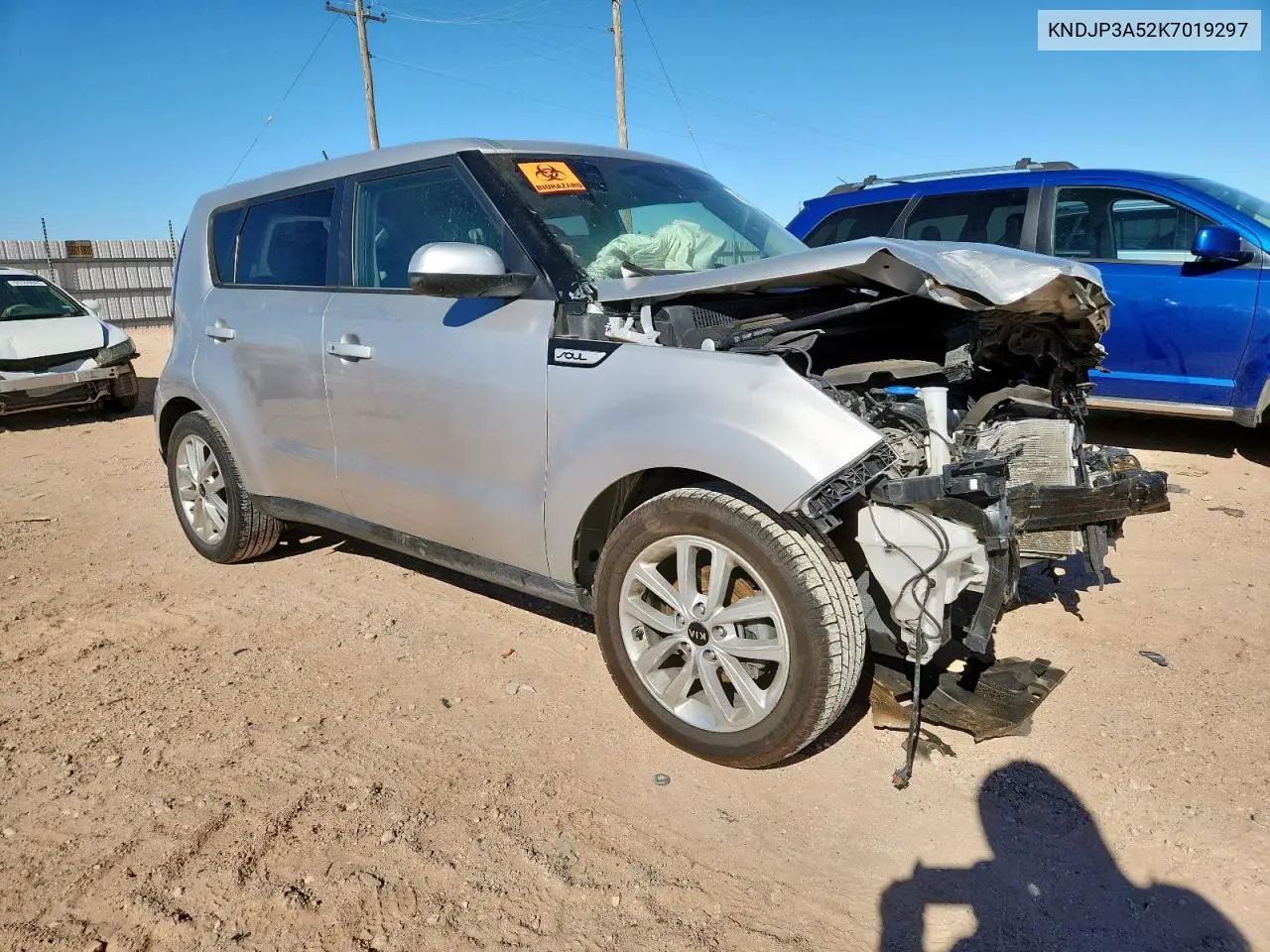 KNDJP3A52K7019297 2019 Kia Soul +