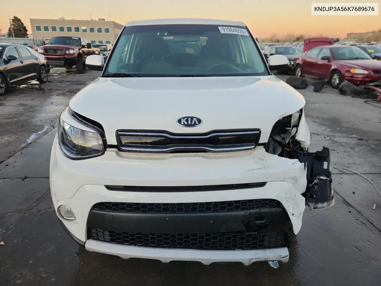 KNDJP3A56K7689676 2019 Kia Soul +