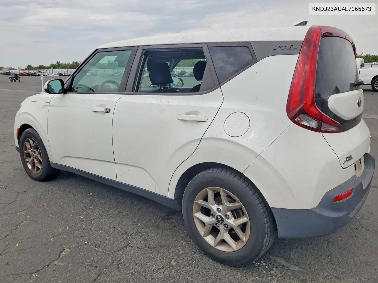 2020 Kia Soul S VIN: KNDJ23AU4L7065673 Lot: 61014576