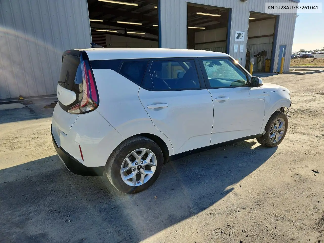 2025 Kia Soul Lx VIN: KNDJ23AU7S7261041 Lot: 61037366