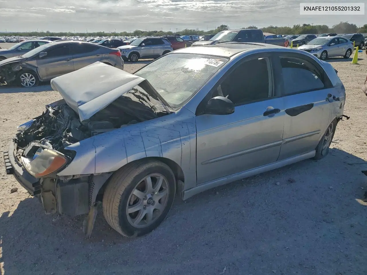 2005 Kia Spectra Lx VIN: KNAFE121055201332 Lot: 47115326
